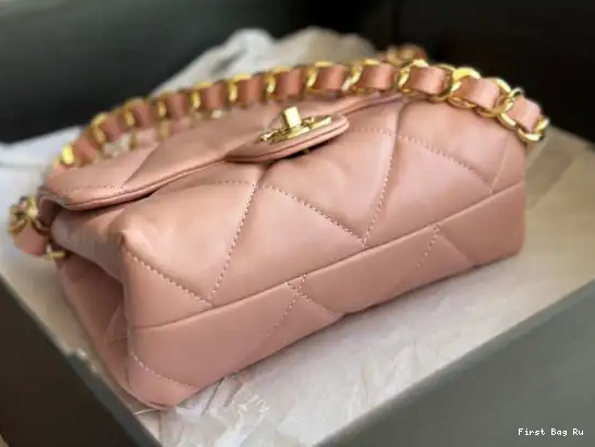 First Bag Ru CHANEL BAG FLAP SMALL 0512
